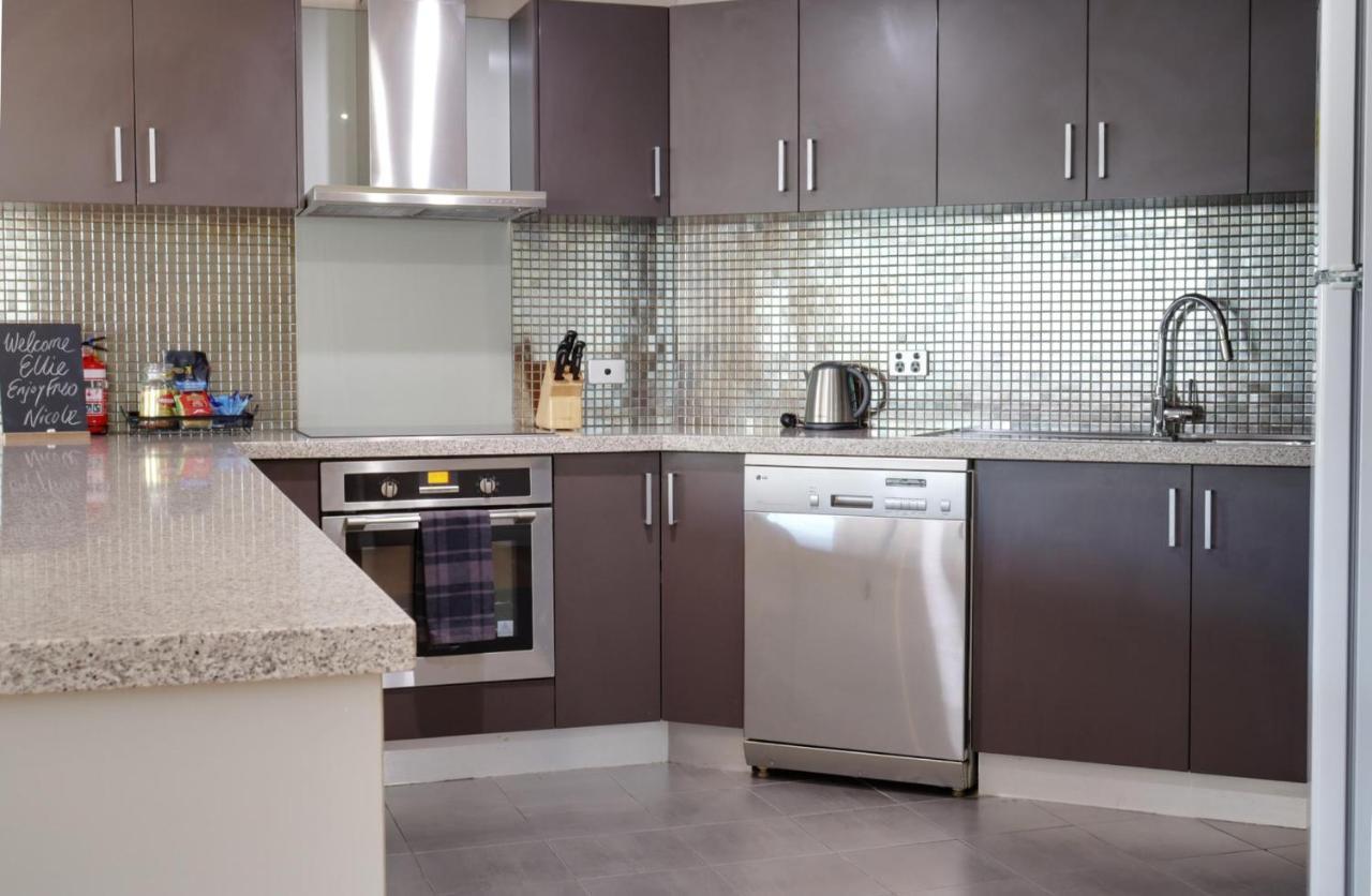 Fiveways Balcony, King Bed, Chef'S Kitchen Apartamento Fremantle Exterior foto